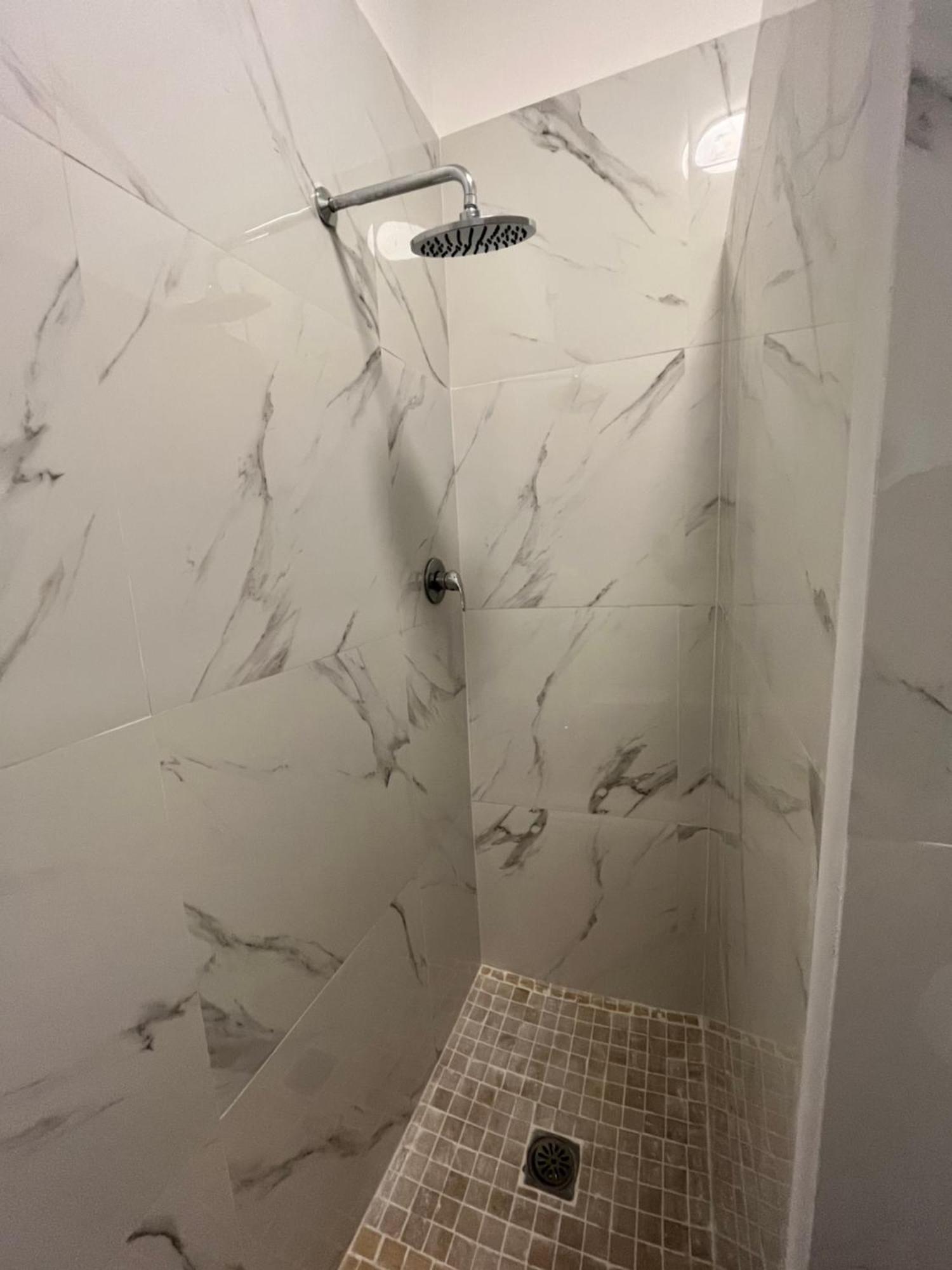 Camera Con Bagno Mirjana Cislago Exteriör bild
