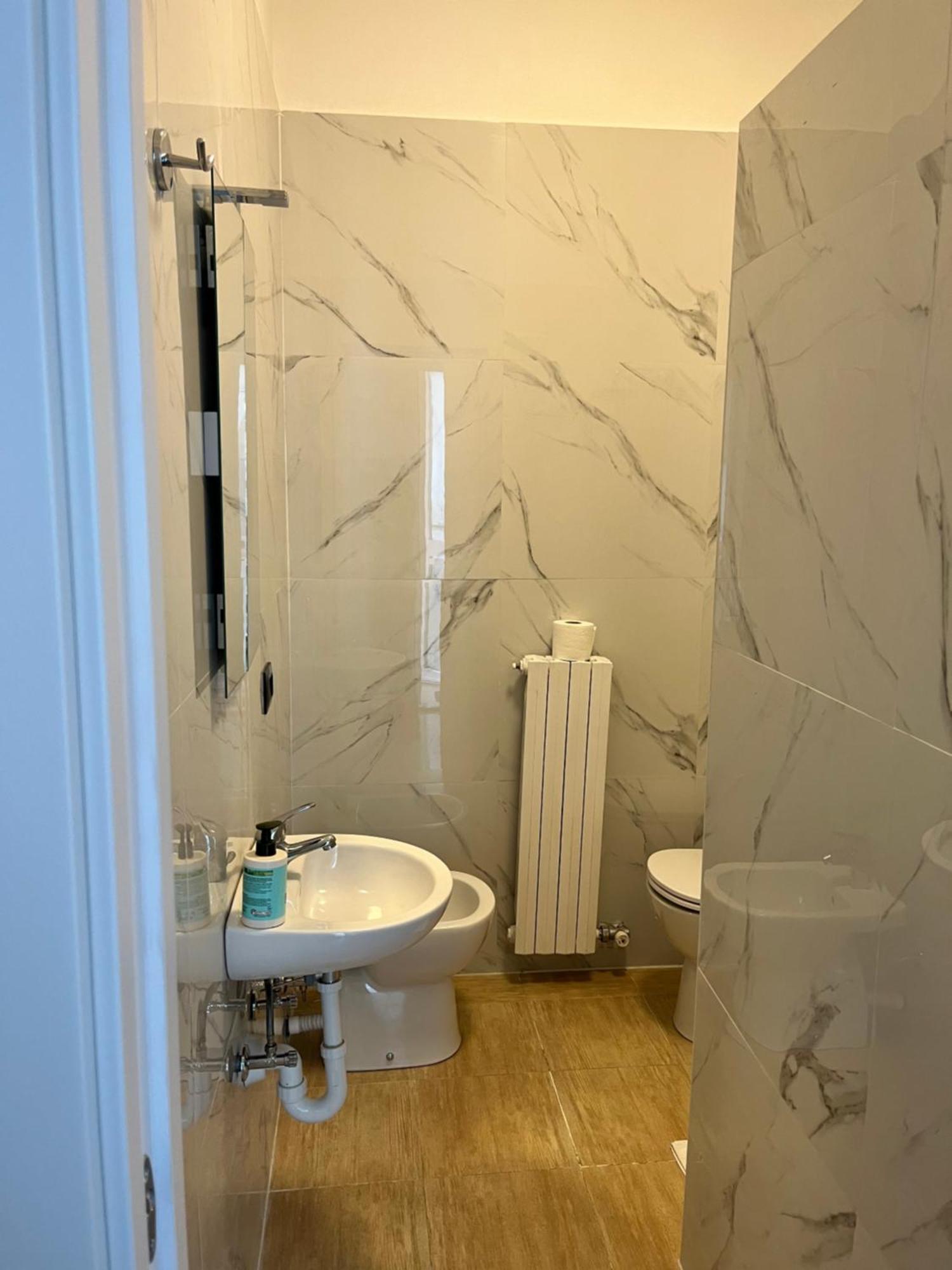 Camera Con Bagno Mirjana Cislago Exteriör bild